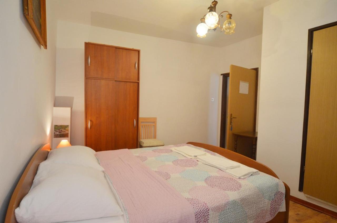 Andronella Studios Ровинь Экстерьер фото