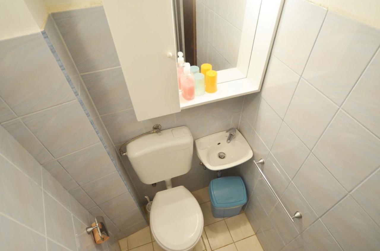 Andronella Studios Ровинь Экстерьер фото